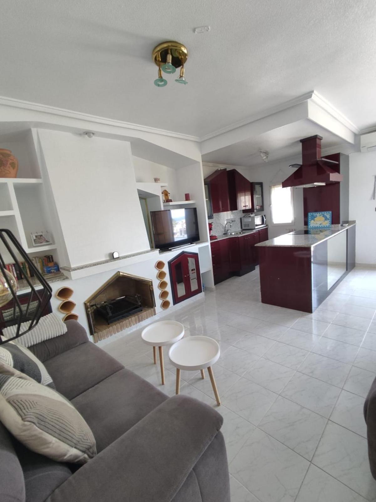 Schoenes Ruhiges Rooftop Apartment Mit Grosser Dachterrasse Torrevieja Extérieur photo